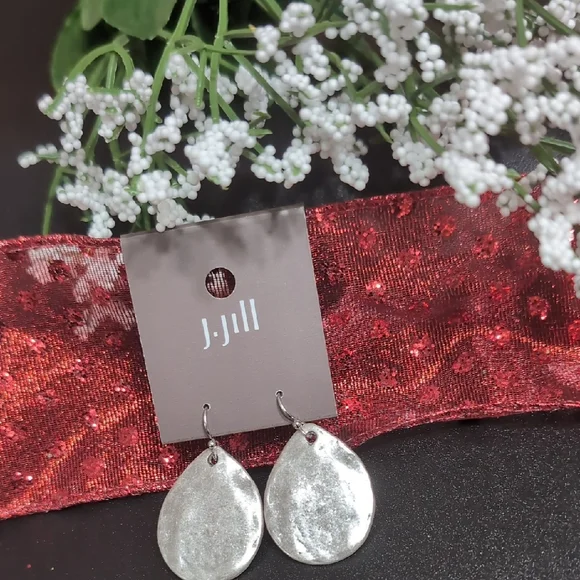 J. Jill Hammered Silver Teardrop Earrings NWT - Picture 3 of 5